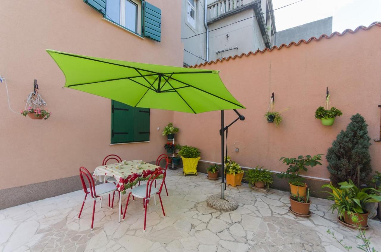 House Poets Street In Old Sibenik Villa Exterior foto